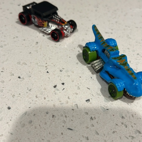 Five hot wheels cars race cars toys kids boys 5 unisex - Picture 3 of 4